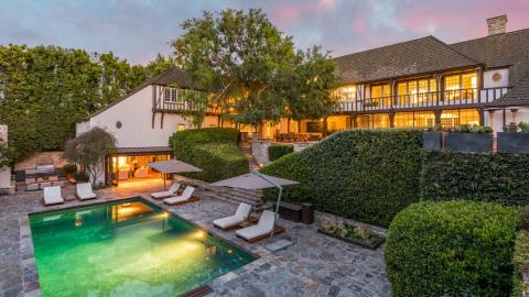 Brad Pitt and Jennifer Aniston’s LA newlywed mansion up for sale Georgia